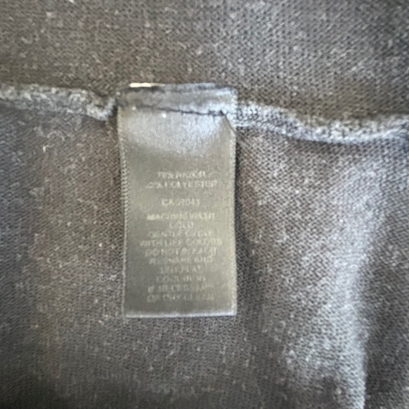 Cable & Gauge boat neck 3/4 sleeve pullover sweater with button detail on sleeve - Picture 8 of 10